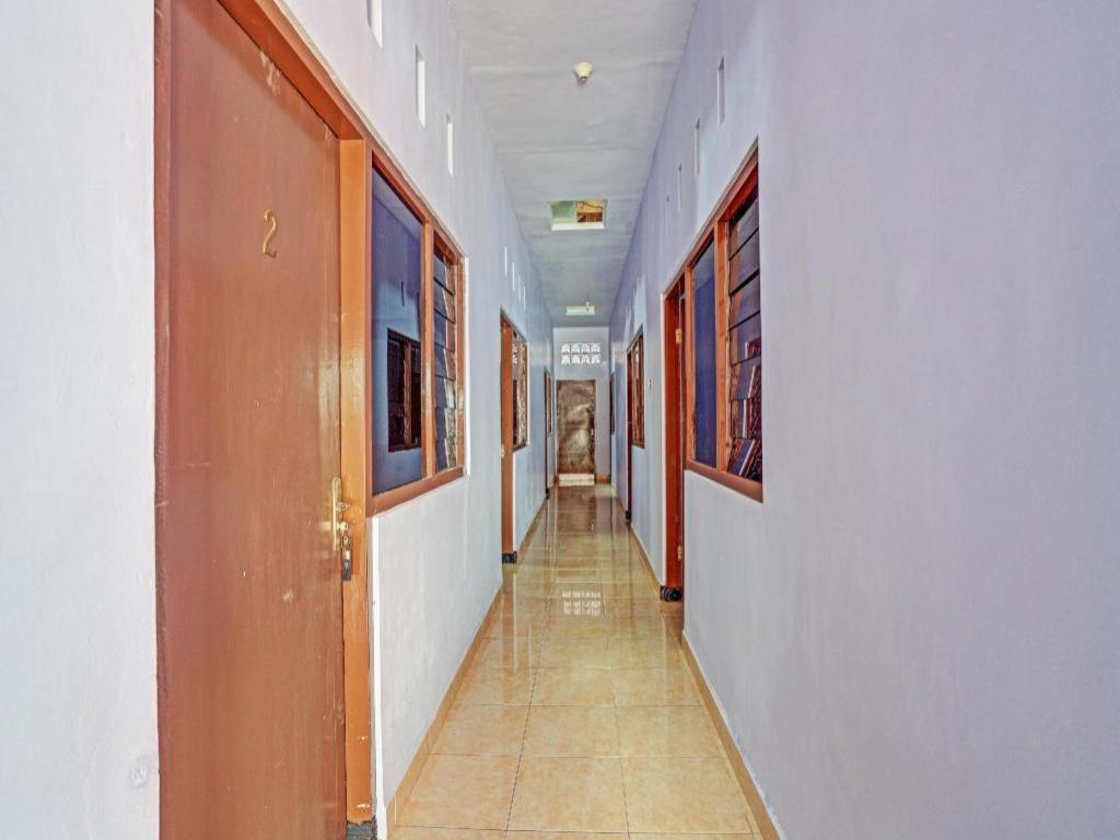 فندق Oyo 90344 Wijayanti بانيووانجى المظهر الخارجي الصورة